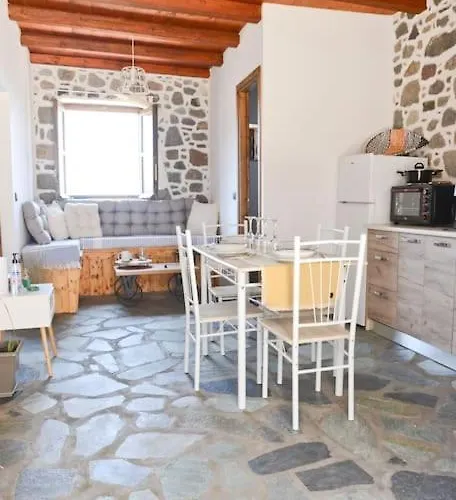 Volcano View Nisyros Tatil Evi Emporeiós